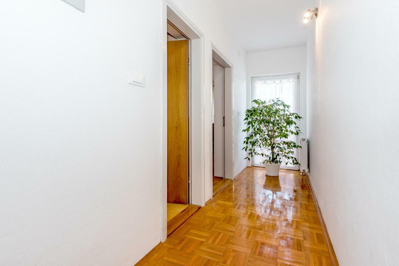 Apartment Anamarija With Sea View Šibenik Exteriör bild